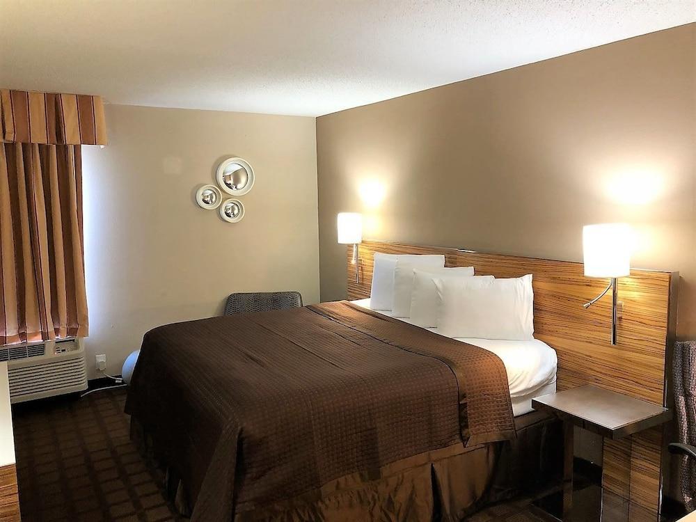Hotel Baymont By Wyndham Creedmoor Exterior foto